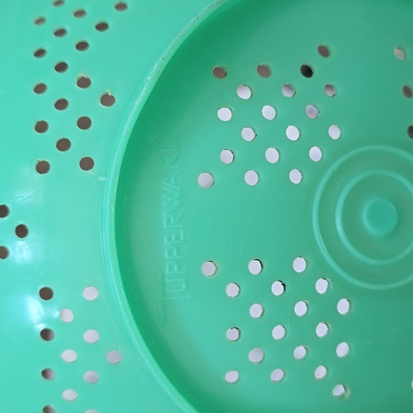 Vintage Jadeite Tupperware Strainer/Colander - - Picture 5 of 5